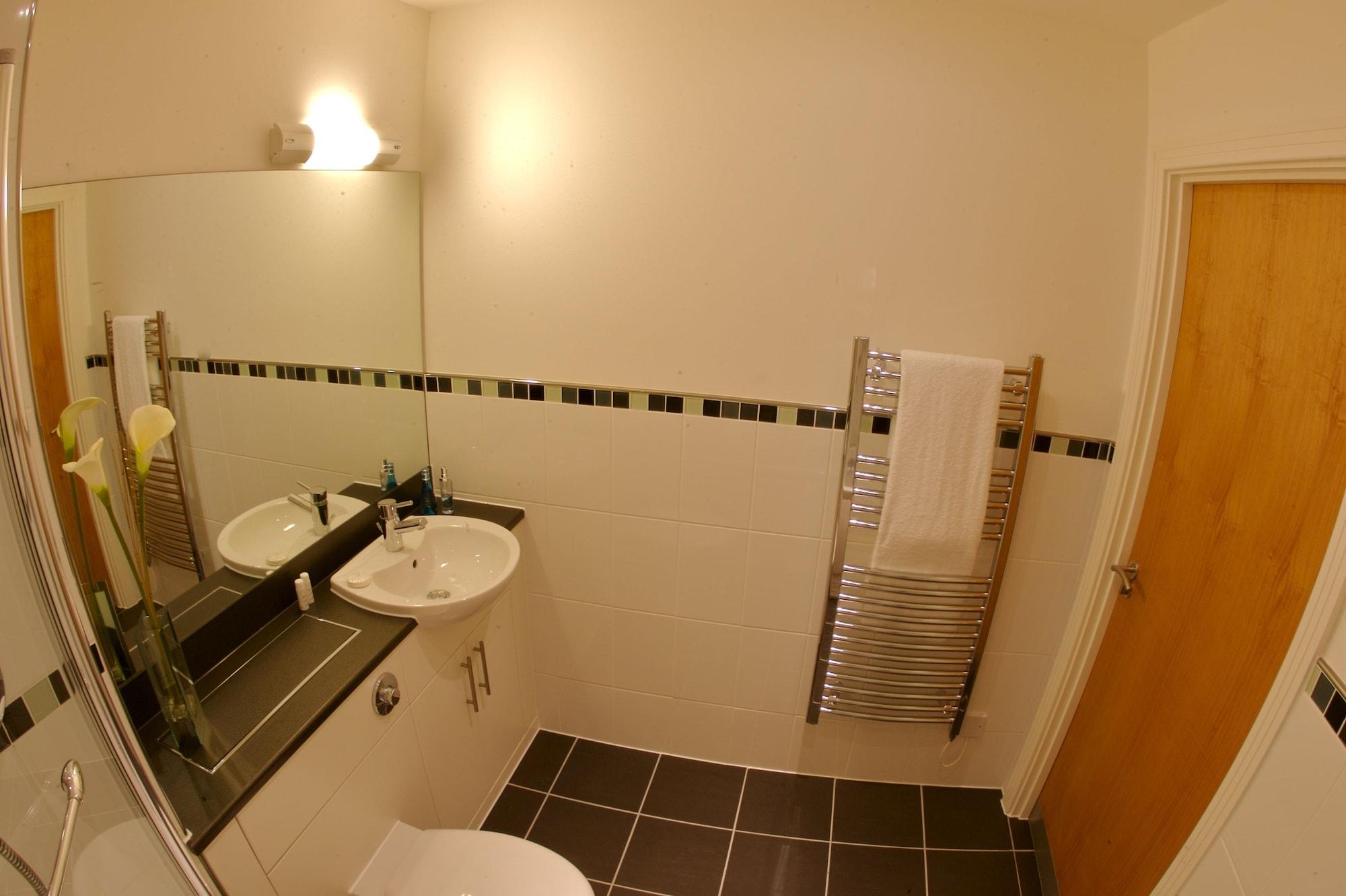 The Spires Serviced Apartments Birmingham Exterior foto